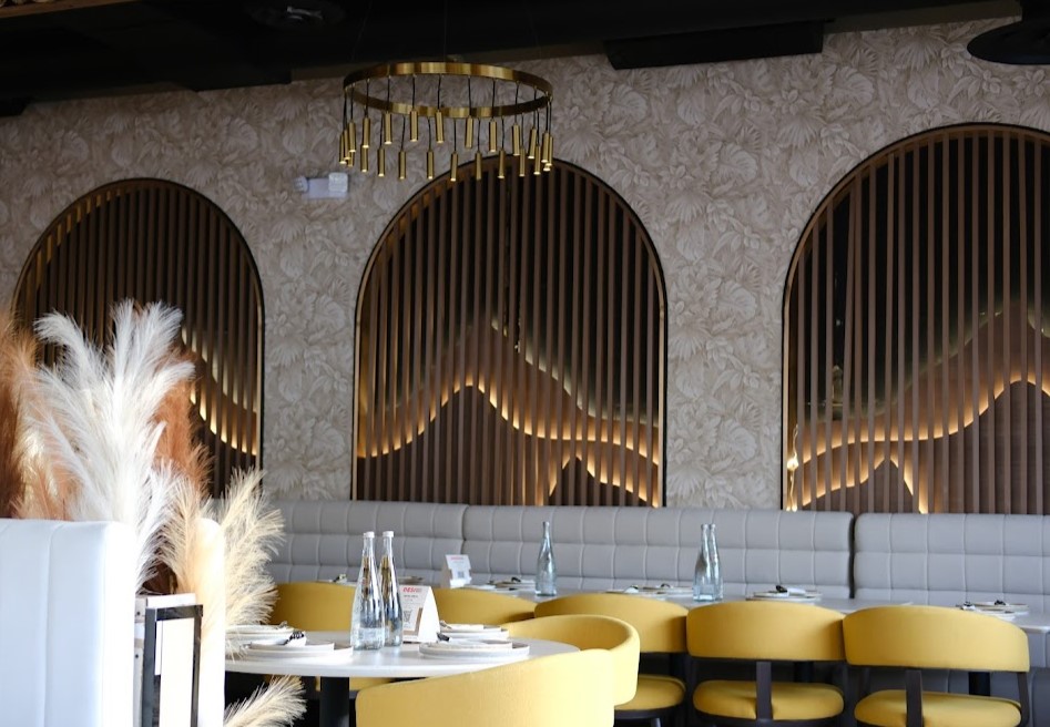 Mississauga restaurant interior